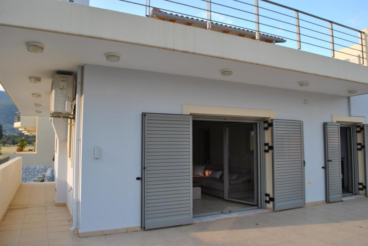 Artemis - Marina Apartments Evia Екстер'єр фото